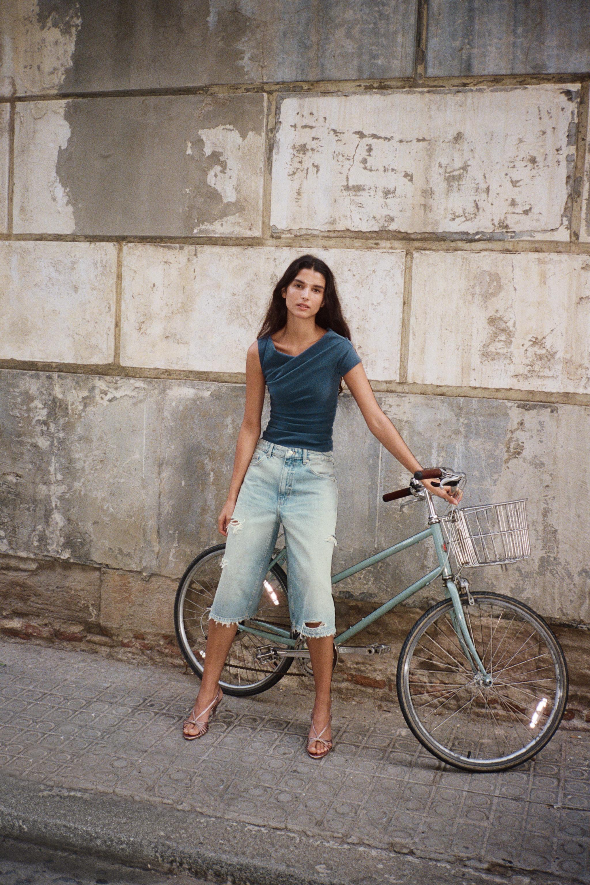 ASYMMETRIC RUCHED TOP